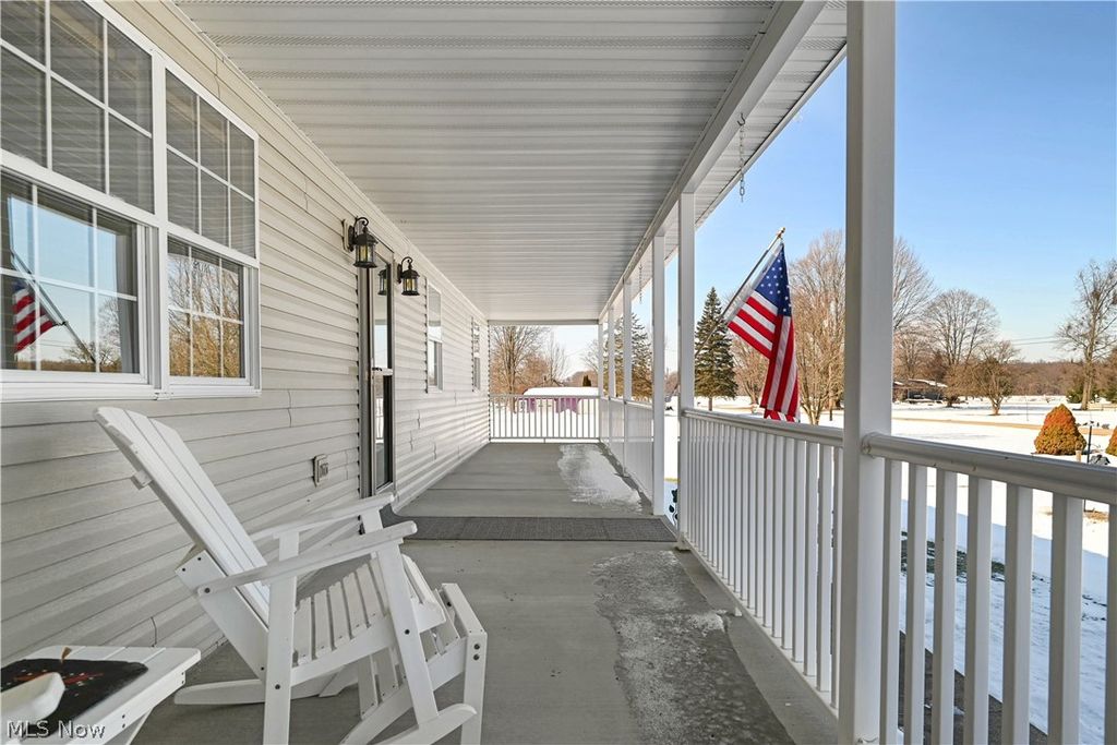 Photo of 2370 Davis Peck Road, Cortland, OH 44410 (MLS # 5186787)