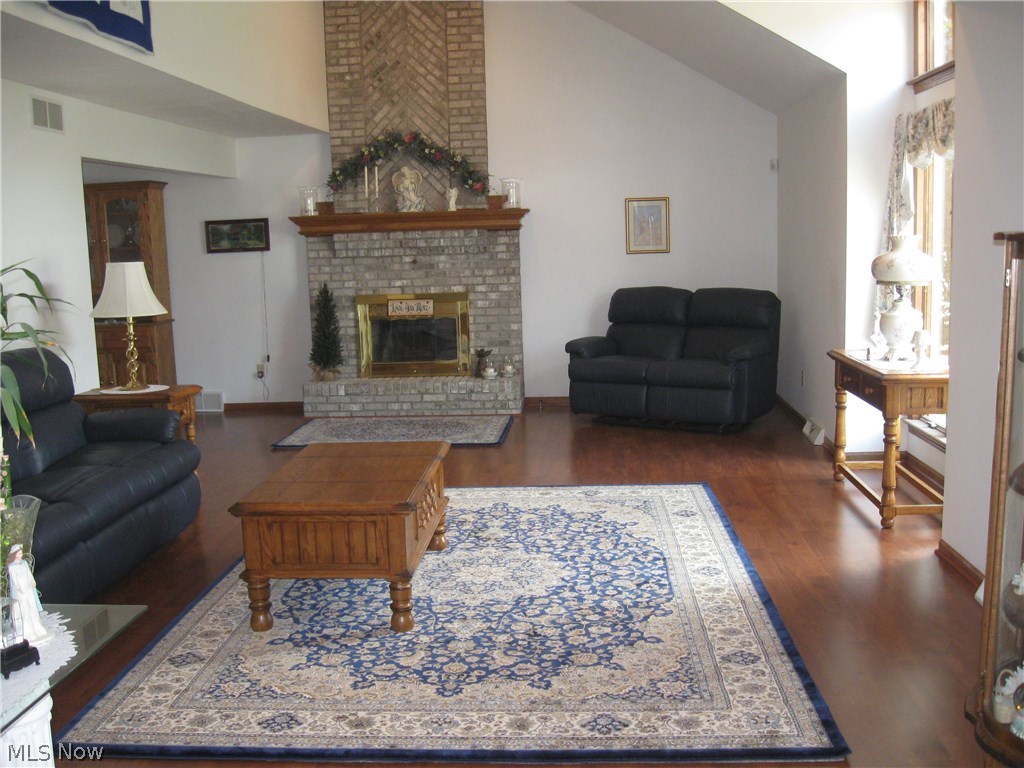 Susany 01 - Residential