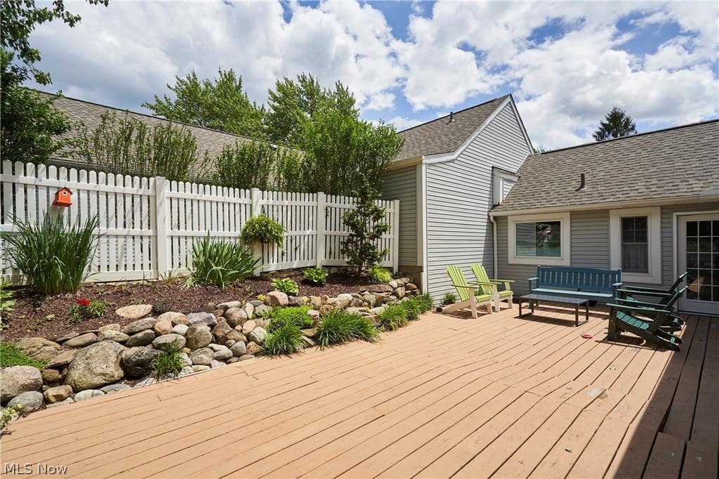 Photo of 885 Kenton Court, Akron, OH 44313 (MLS # 5220437)