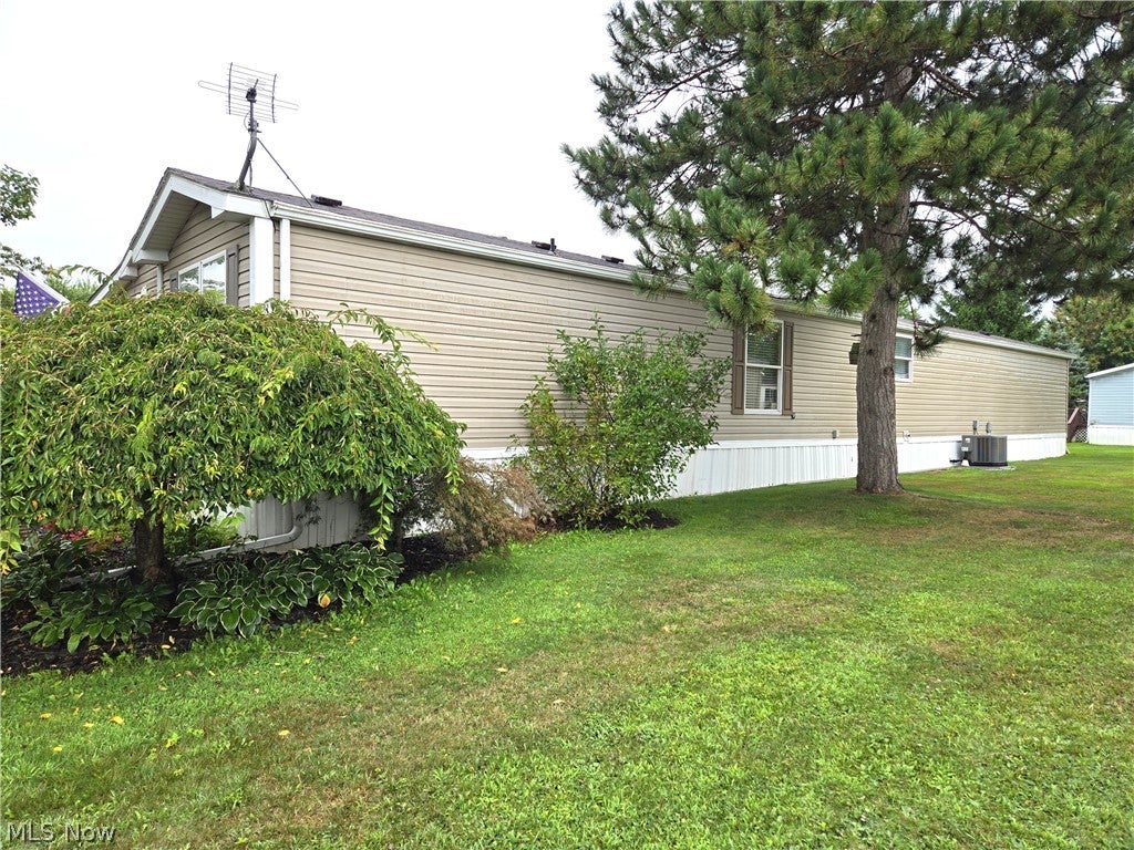 20 Apple Drive