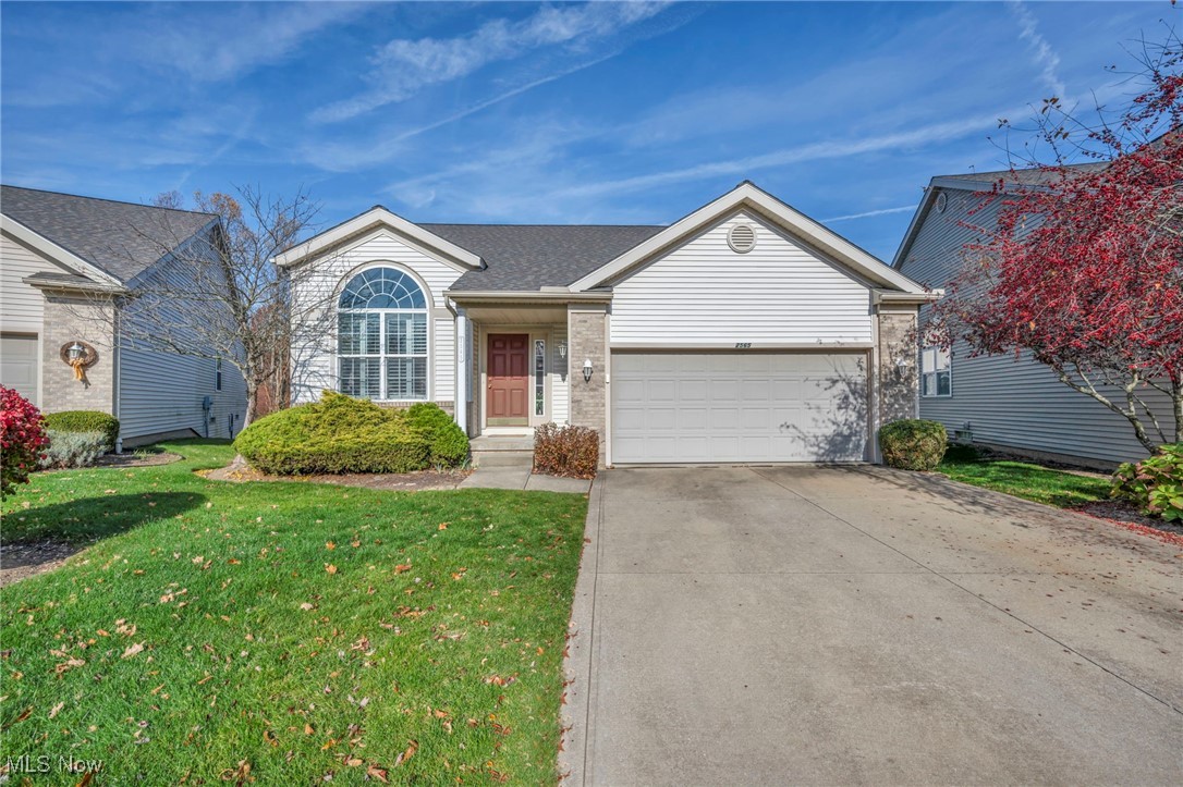 2565 Redtail Court, Twinsburg, Ohio image 2