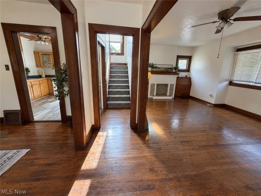 238 Para Avenue