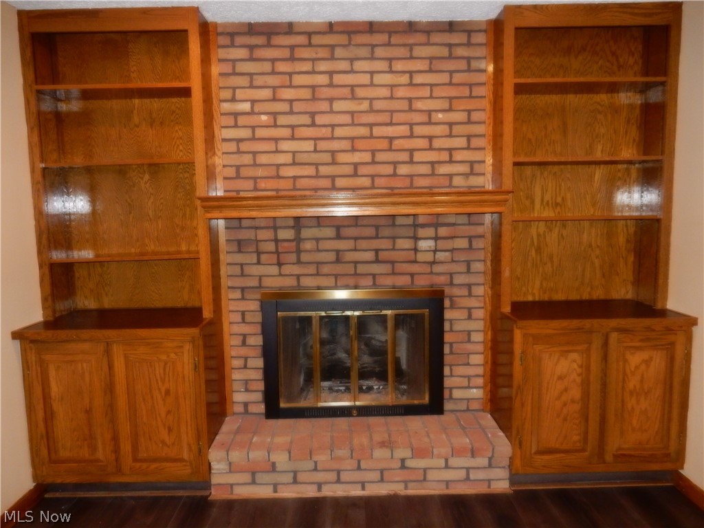 Irish Oaks - Residential