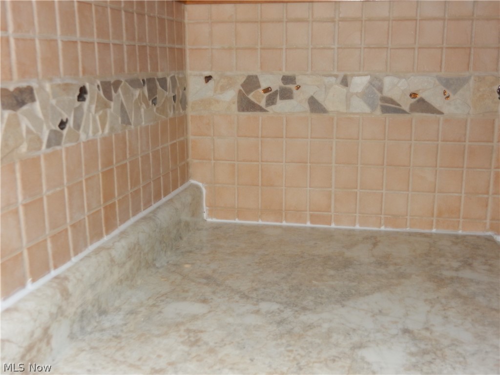 Irish Oaks - Residential