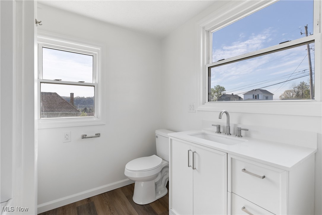 556 W 43rd Street, Shadyside, Ohio image 16