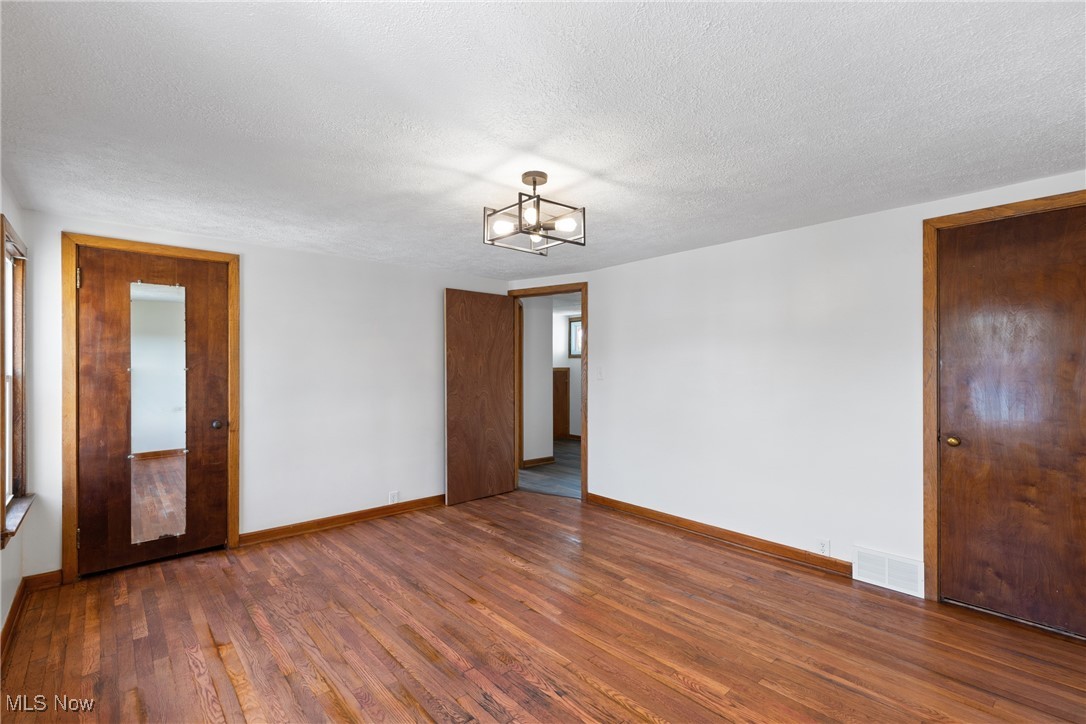 556 W 43rd Street, Shadyside, Ohio image 26
