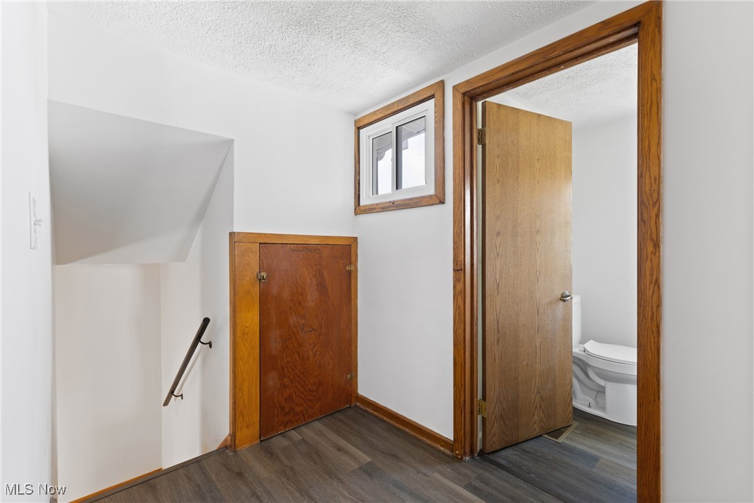 556 W 43rd Street, Shadyside, Ohio image 19