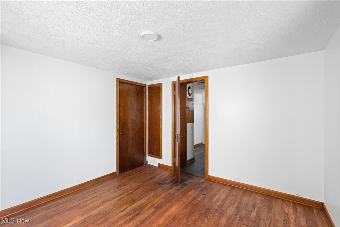 556 W 43rd Street, Shadyside, Ohio image 28