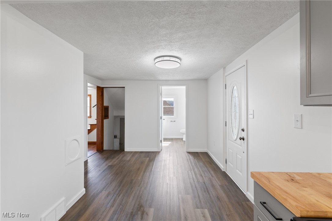 556 W 43rd Street, Shadyside, Ohio image 15