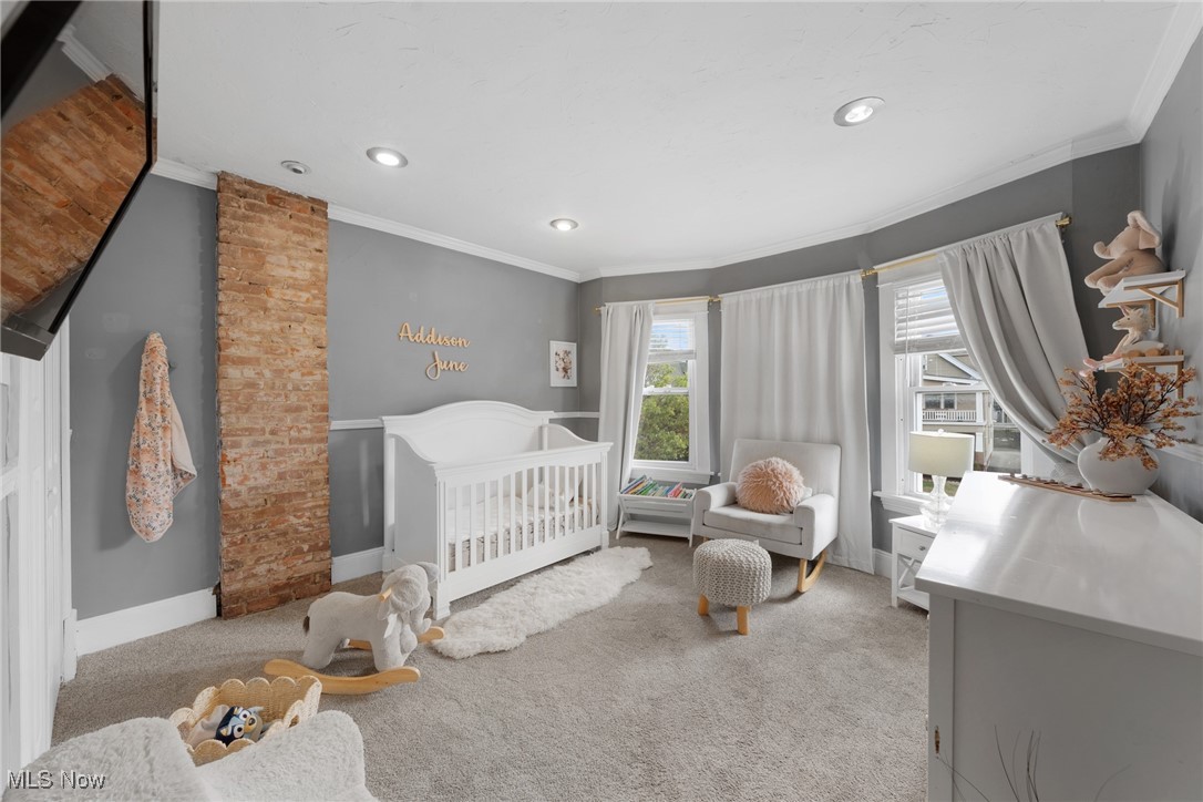 Lakewood, Ohio 44107, United States, 4 Bedrooms Bedrooms, ,2 BathroomsBathrooms,Residential,Contingent,191720