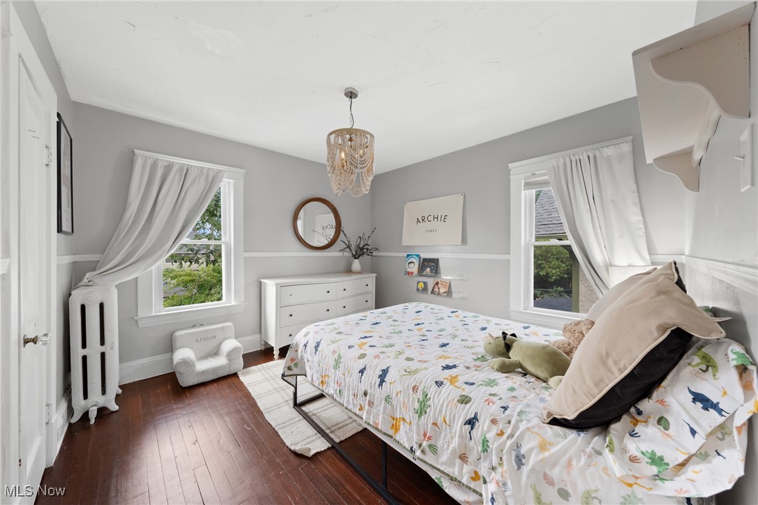 Lakewood, Ohio 44107, United States, 4 Bedrooms Bedrooms, ,2 BathroomsBathrooms,Residential,Contingent,191720