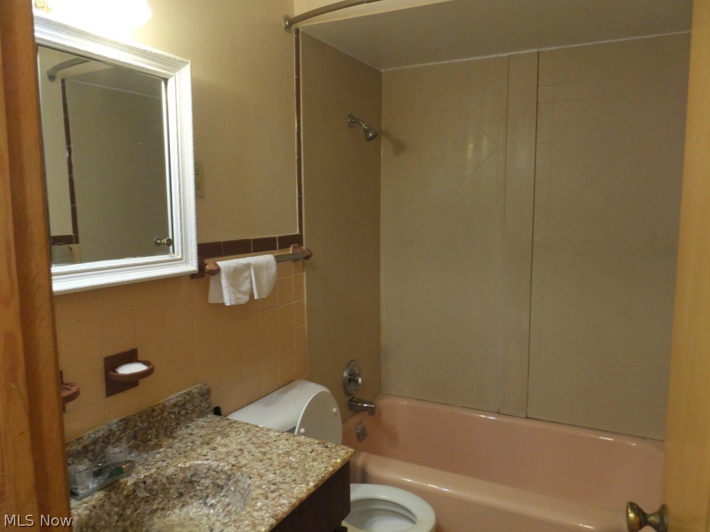 Willoughby Township 16 - Residential