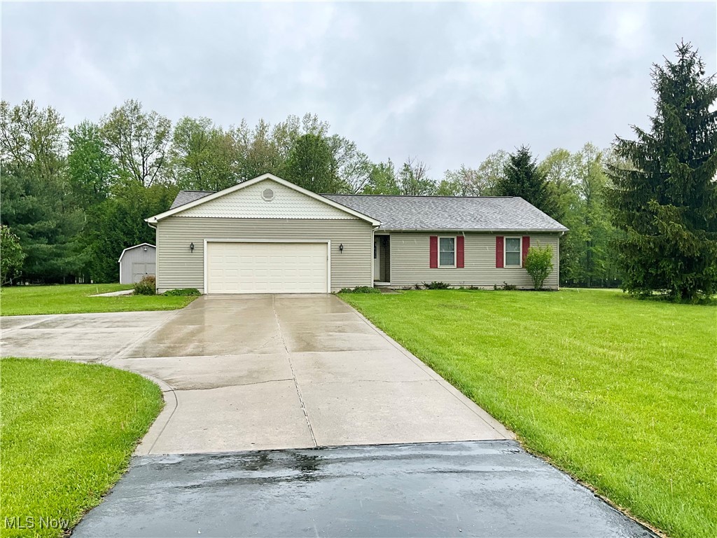 9551 Nichols Lane, Johnstown, Ohio image 2