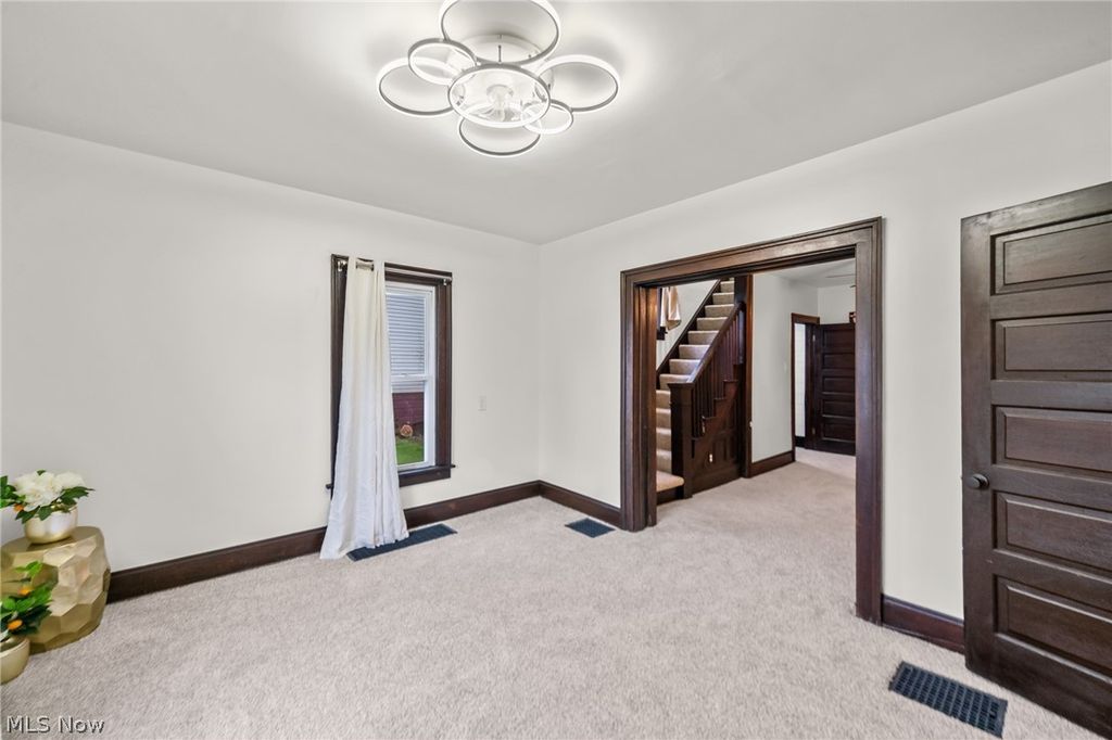 Photo of 244 N Park Avenue, Alliance, OH 44601 (MLS # 5207809)