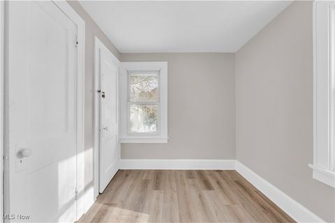 Tiny photo for 805 Woodland Avenue, Elyria, OH 44035 (MLS # 5179327)