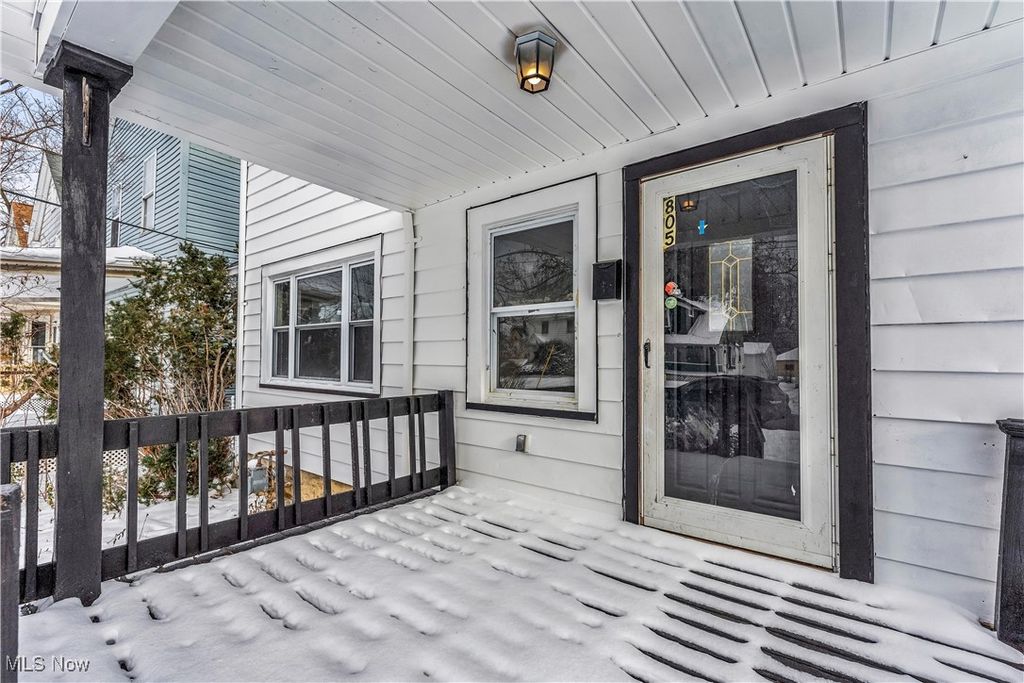 Photo of 805 Woodland Avenue, Elyria, OH 44035 (MLS # 5179327)