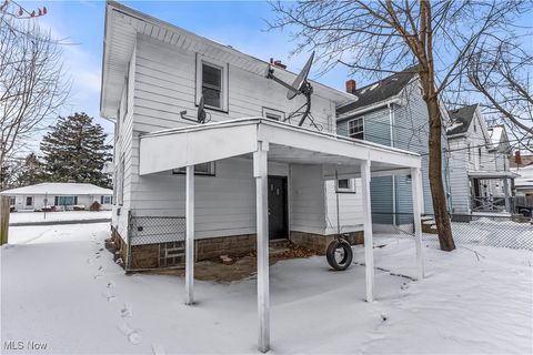 Tiny photo for 805 Woodland Avenue, Elyria, OH 44035 (MLS # 5179327)