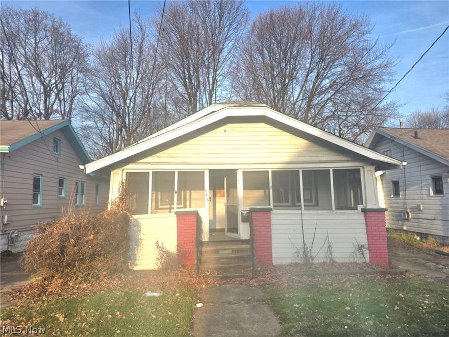 Desirable Ranch style home.  Needs some TLC.  Great investment opportunity.  Sold "as-is" without any warranties or disclosures.
