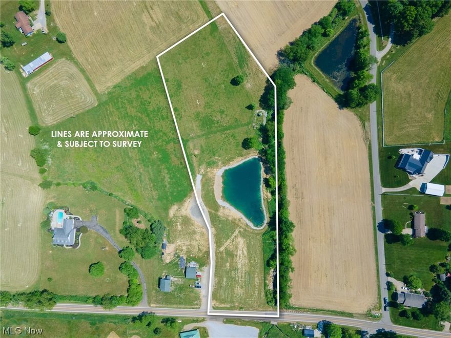 Ready to build your dream home? Discover a gem in Winfield - 5.393 acres of prime land with a picturesque pond. Build your dream house and garage here! Approved septic design is included. Conveniently located just minutes away from Dover, Dundee, Winfield, and I-77. Get ready for breathtaking views and start living the life you've always envisioned!