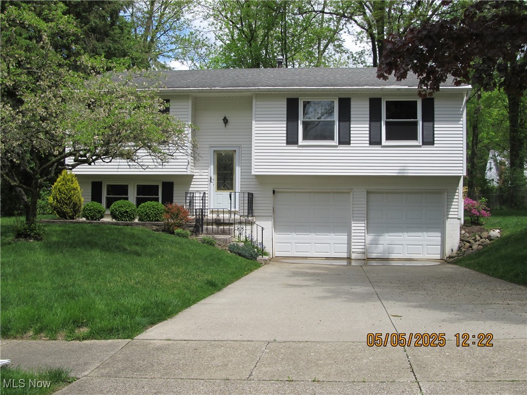 40 Oakhurst Dr, Munroe Falls, Ohio image 2