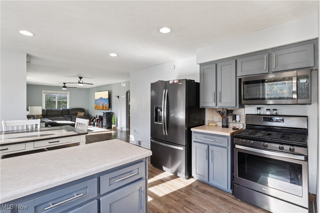 Rose Acres - Residential