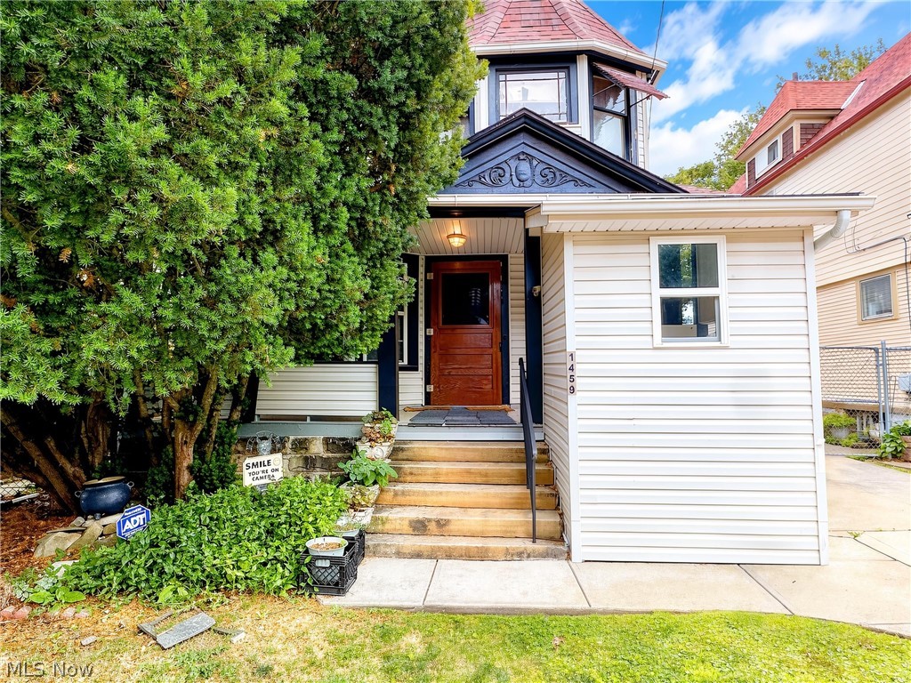 1459 W 114th Street