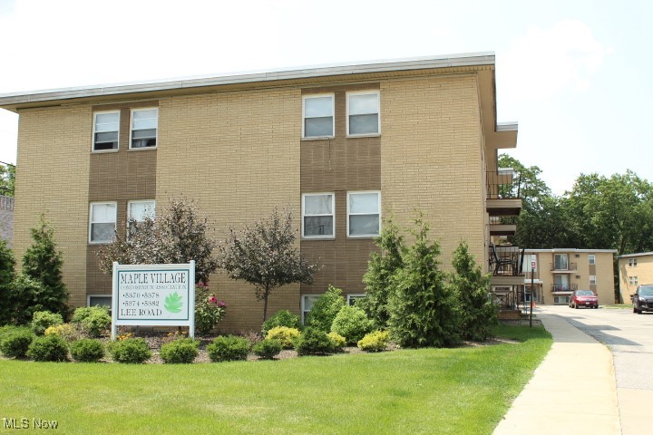 5378 Lee Road #31, Maple Heights, Ohio image 3