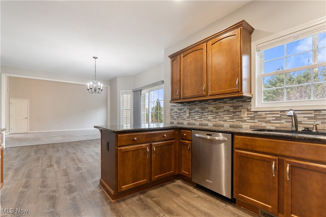 4998 Simsbury Circle, Massillon, Ohio image 10