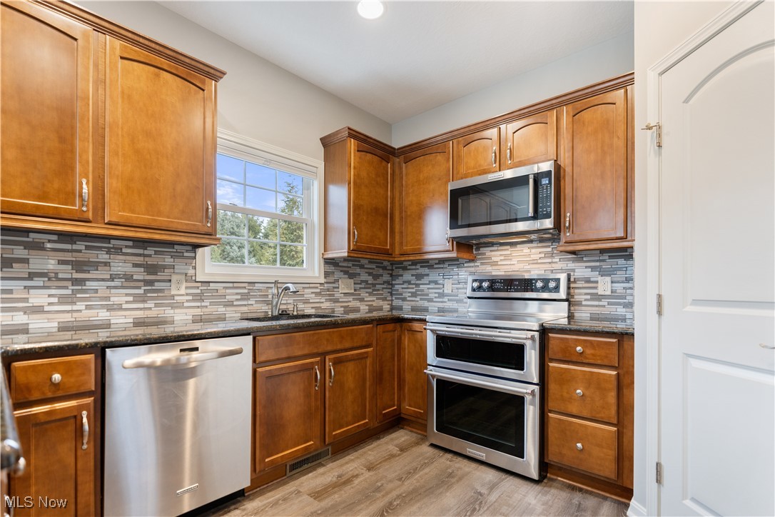4998 Simsbury Circle, Massillon, Ohio image 11
