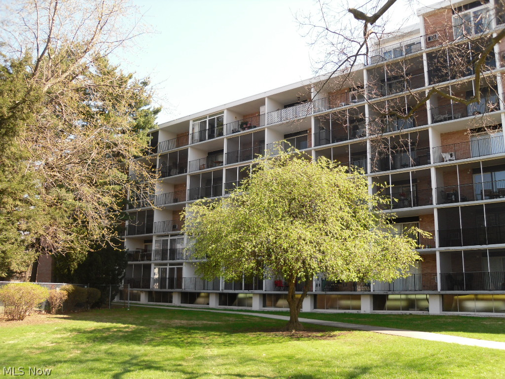 Seven Stories East Condo - Residential