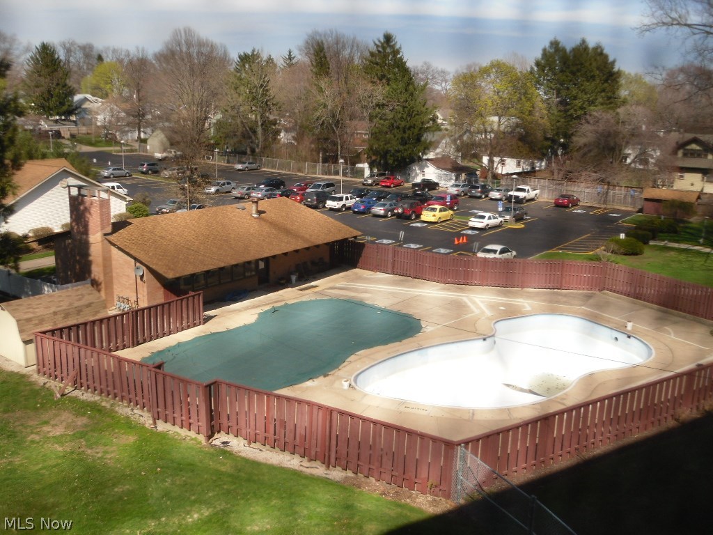 Seven Stories East Condo - Residential