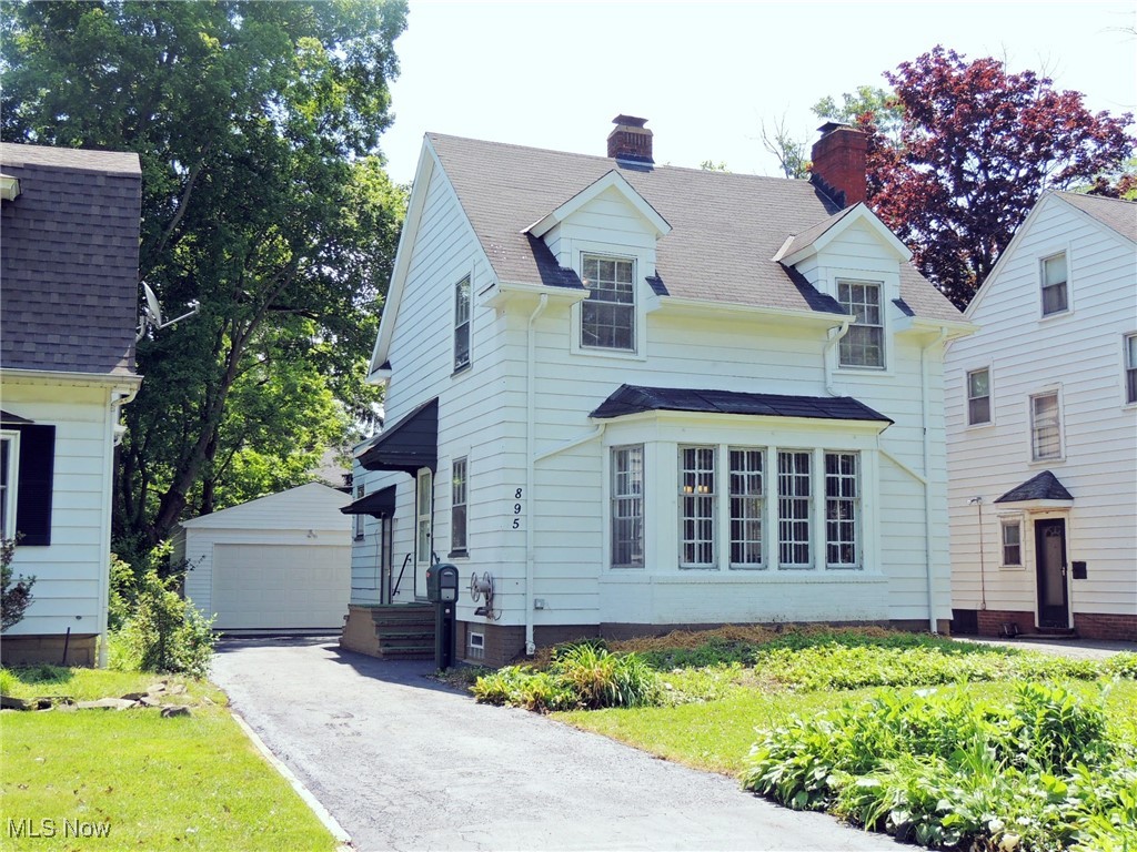 895 Caledonia Avenue, Cleveland Heights, Ohio image 1