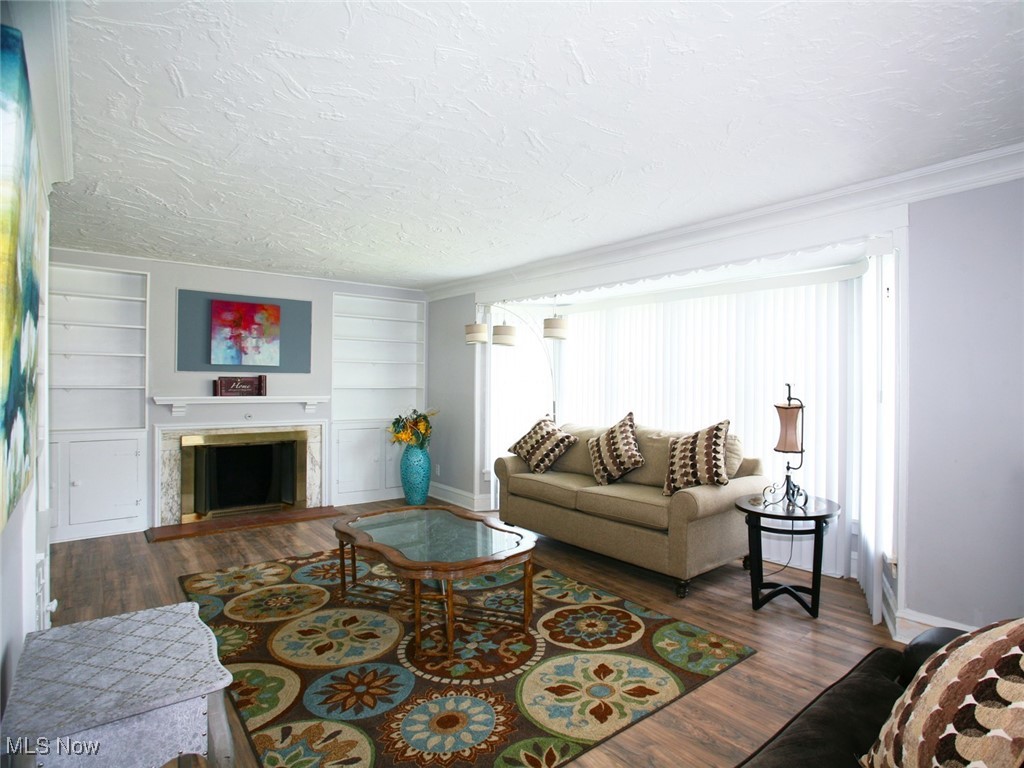 895 Caledonia Avenue, Cleveland Heights, Ohio image 2
