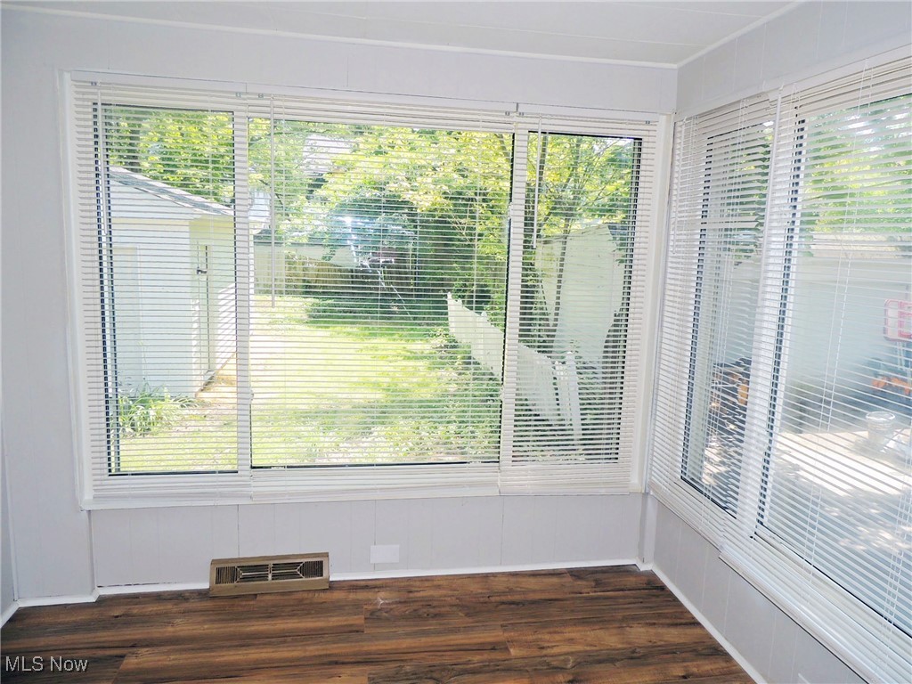 895 Caledonia Avenue, Cleveland Heights, Ohio image 21