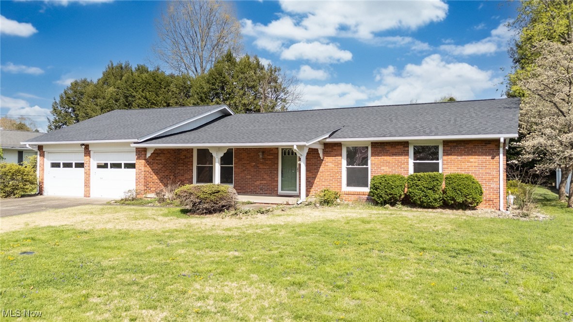 204 Keeler Drive, Marietta, Ohio image 1