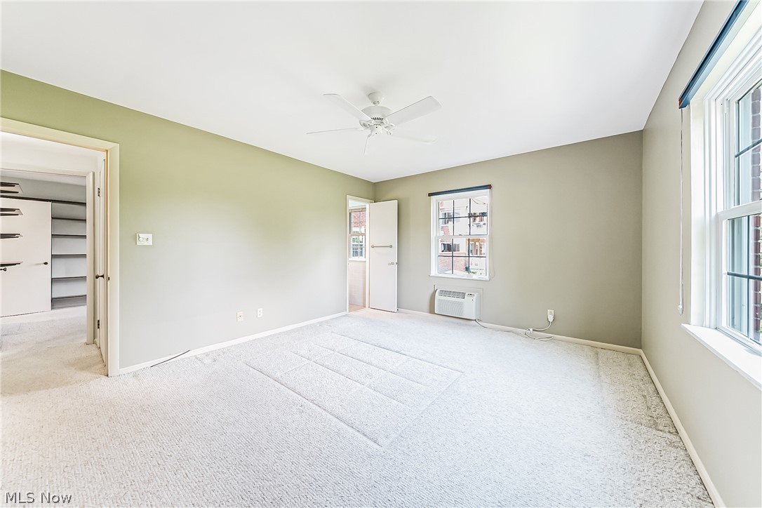 Shaker Villas/Ohio 02 Condo - Residential