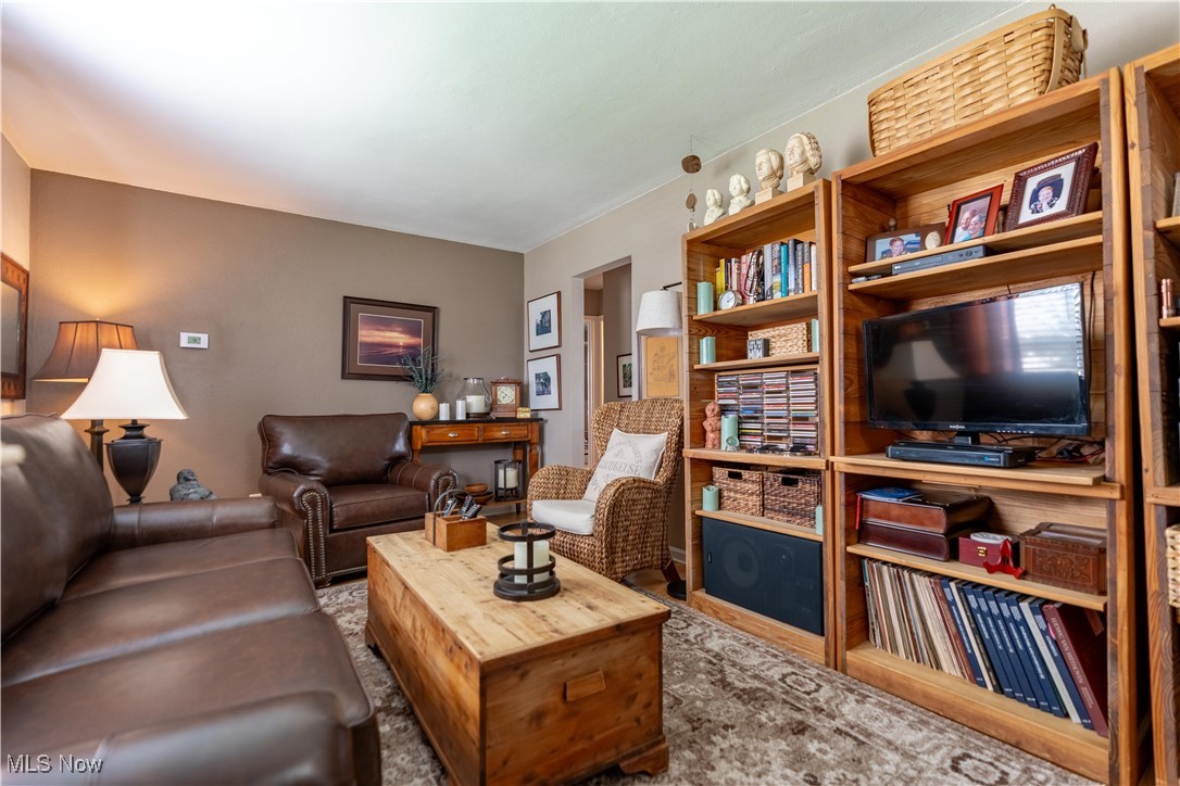 2419 25th Street, Cuyahoga Falls, Ohio image 10