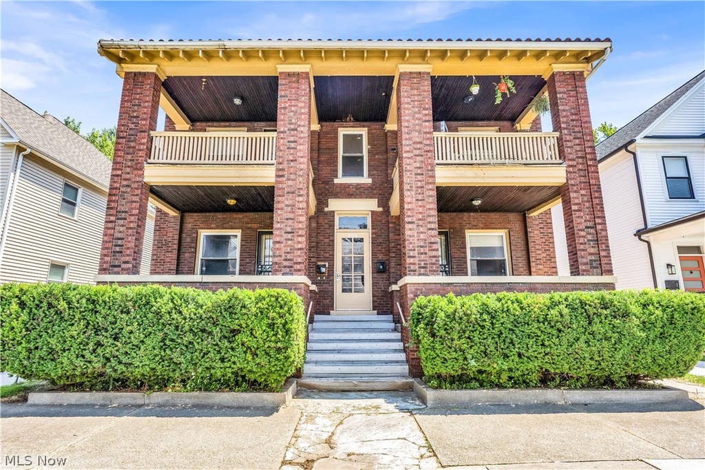 Photo of 1321 W 85th Street #2, Cleveland, OH 44102 (MLS # 5217852)