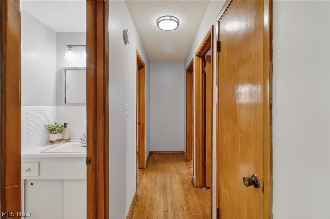 Freeway Gardens - Residential