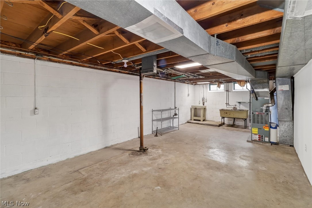 Freeway Gardens - Residential