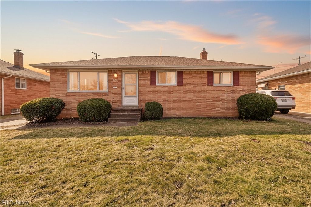 Photo of 14701 Terminal Avenue, Cleveland, OH 44135 (MLS # 5191725)