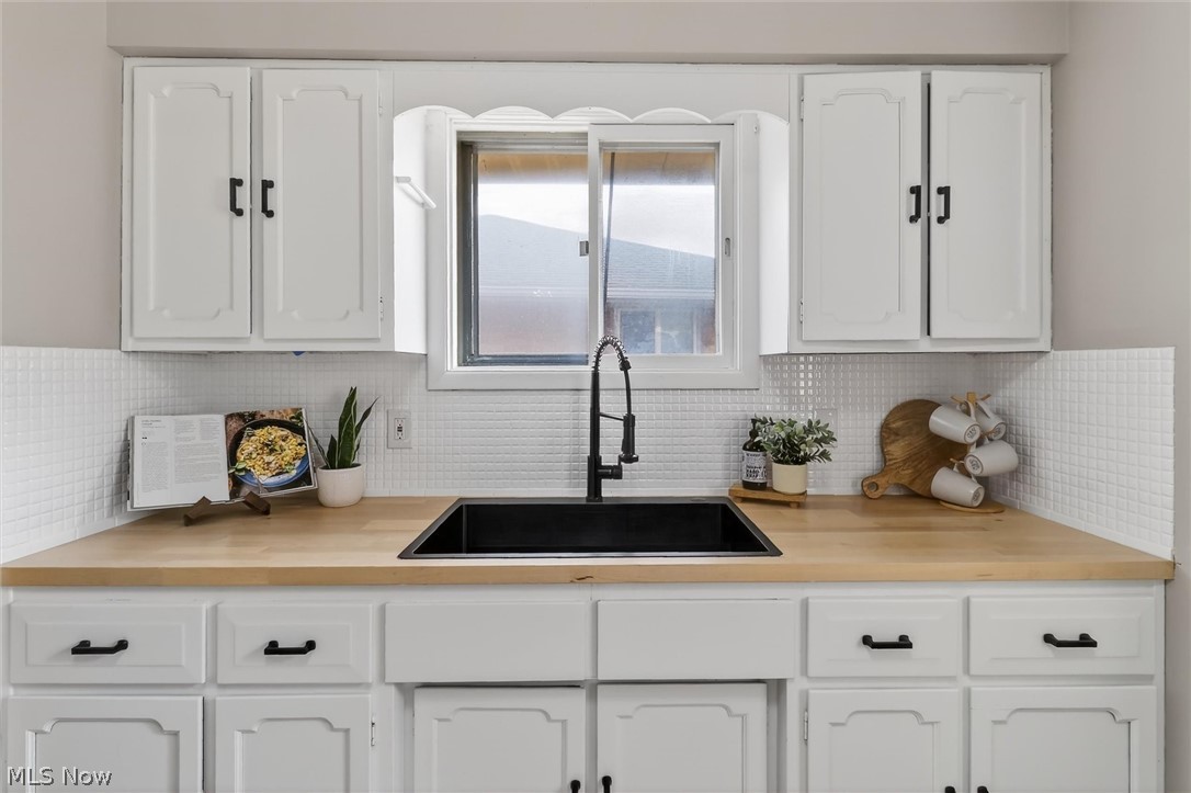 Freeway Gardens - Residential