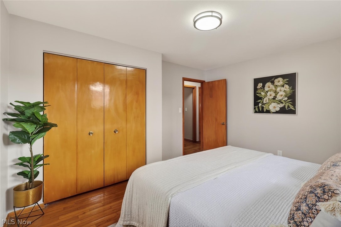 Freeway Gardens - Residential