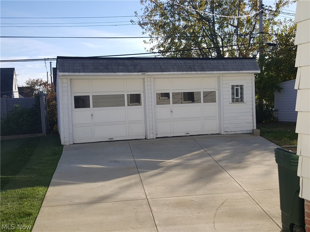 Maple Heights 03 - Residential