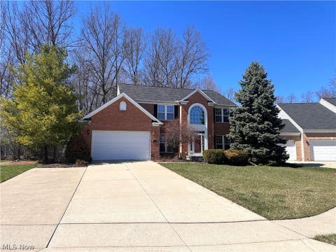 Homes For Sale - 6062 White Tail Lane<br/> Lorain, OH 44053