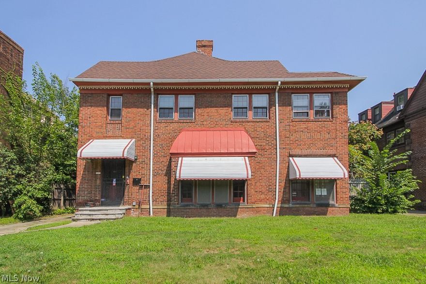 2911 Ludlow Rd DN, Cleveland - 2 bed 1 bath DOWN unit!

$995 rent / $995 deposit
1-2 pets OK w/ approved PetScreening & PetFee (Some breed restrictions apply per HUD guidelines)
NO SMOKING
1 time $129 non-refundable set up fee paid at lease signing
$30/month mandatory resident benefit package; can include personal property liability insurance for an additional $5/month for $35/month total.

All applicants are required to fill out a PetScreening application, found on our website/app before being processed. Even if you have NO pets - this app must be filled out. 1 time, non-refundable pet fee of $200-300 per animal applies to all pets & must be paid prior to or when you pay your 1st month rent. (No fee for qualified assistance animals)

Our application is processed through secure site: Findigs. They require ID & income verification. Without this, your app will not be processed. They offer 24/7 chat support on their app directly if you have any questions

This lovely DOWN unit