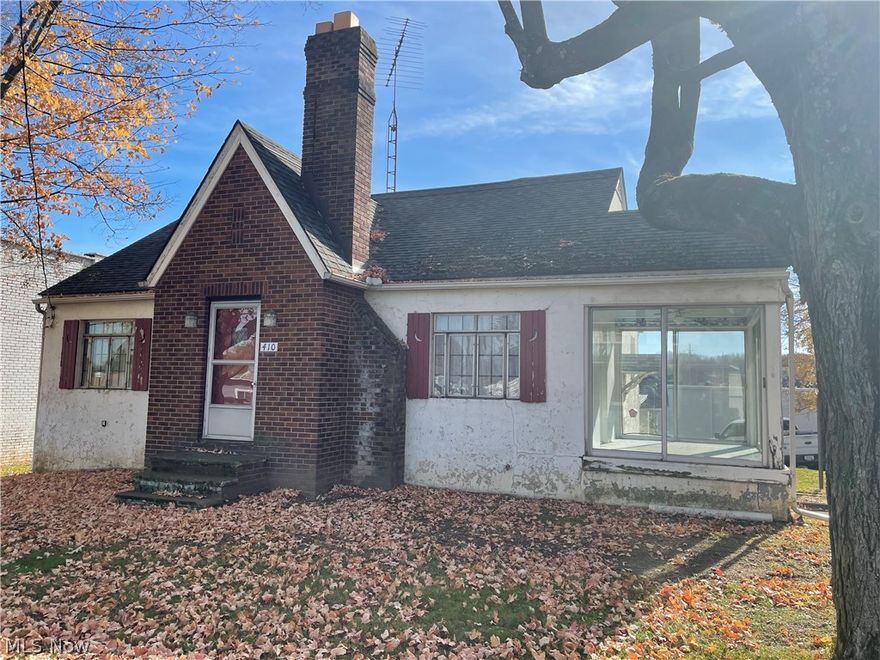 Industrial - Stark Co. – East Canton Village - Auction #2: Attention Investors – Fixer-Upper Three-Bedroom Bungalow Home - ABSOLUTE AUCTION, Auction #1 & #2 all sells to the highest bidder from one location: THURSDAY – DECEMBER 9, 2021 – 10:00 AM, REAL ESTATE SELLS AT 11:00 AM. Auction #1: 333 Cedar St. S., East Canton, OH: Commercial property offering approx. 2,600 sq. ft. retail/office area, restrooms with attached pole barn warehouse approx. 60’ X 138’ with 14’ X 14’ & 12’ X 12’ overhead doors – concrete floor – 220 three-phase electric – approx. 40 X 50 covered pavilion – approx. 38’ X 110’ pole building storage with 14’ X 14’ overhead door and concrete floor and 30’ X 60’ covered lean-to, public utilities, all situated on three parcels totaling .927 acres. Convenient location with loads of opportunity! Auction #2: 410 Nassau St. W, East Canton, OH: Three-bedroom fixer-upper home with covered side porch, kitchen with breakfast nook, dining room, living room, two bedrooms, and full