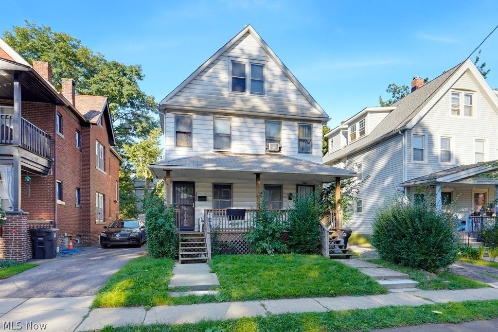 2628 E 122nd Street