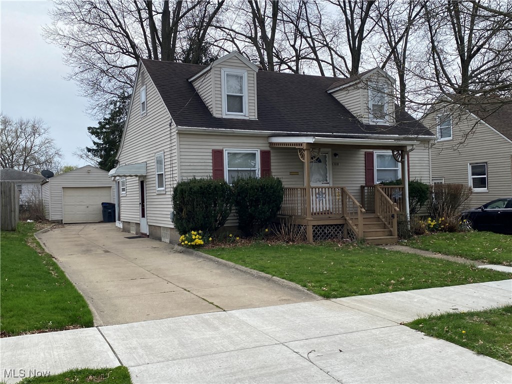 818 N Firestone Boulevard, Akron, Ohio image 2
