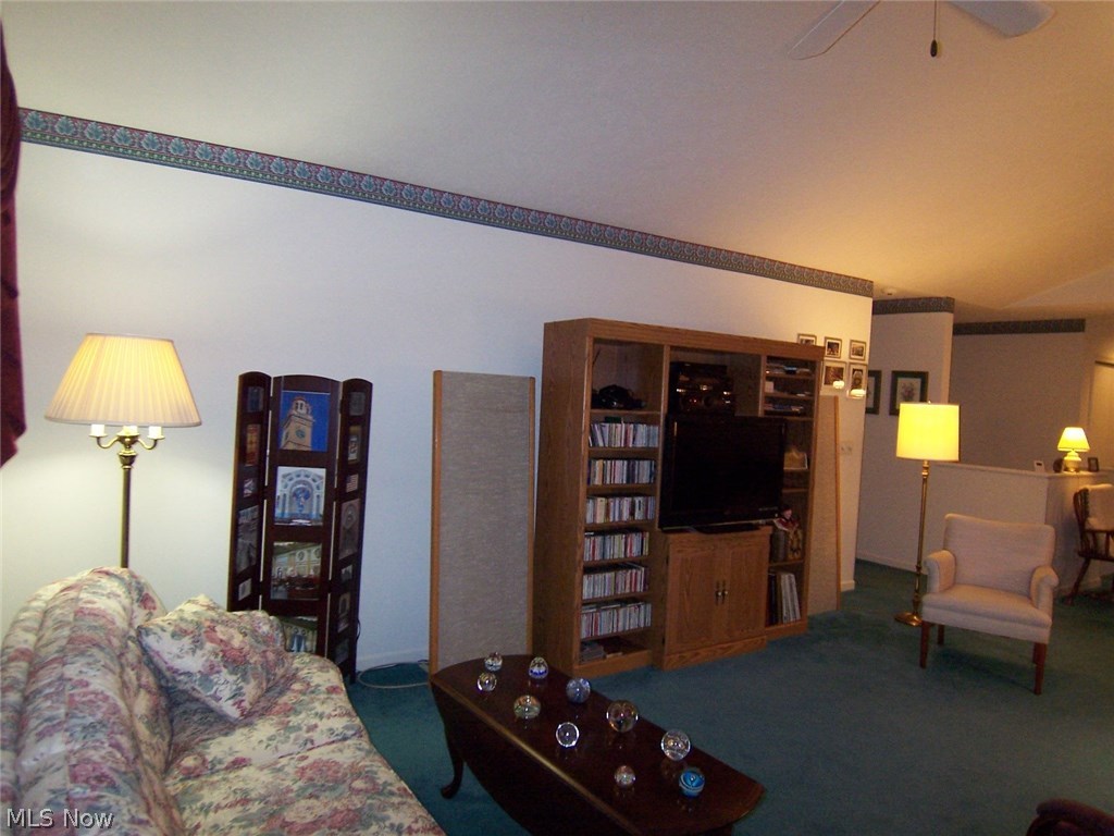 Woodbury Condo - Residential